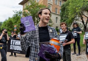 Supreme Court rejects student group's request to block Texas age verification law